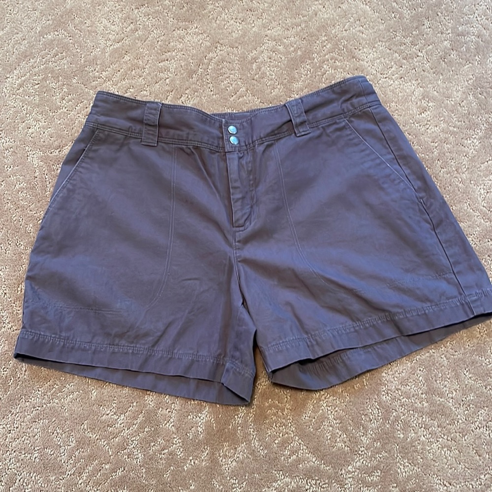 Patagonia Womens size 6 shorts